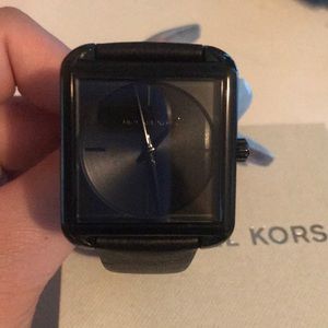 Michael Kors MK2586 watch